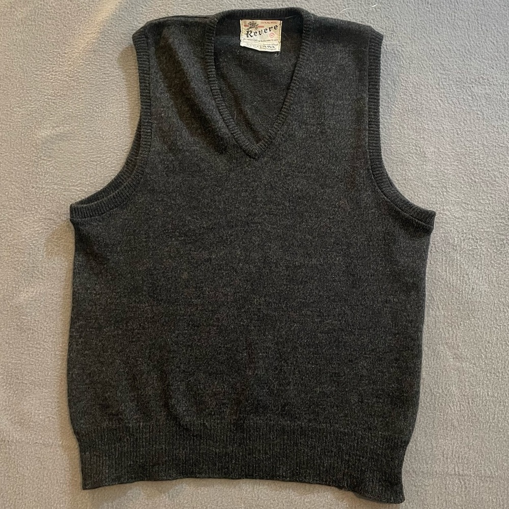 verelama revere wool vneck sweater vest sz medium